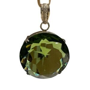 Large Circular Peridot Gemstone Pendant Silver 925
